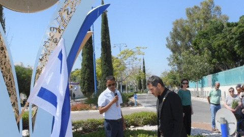 טקס יום הניצחון ביבנה (14).jpeg