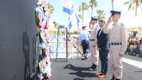 טקס יום הזכרון בבית העלמין (18).jpeg