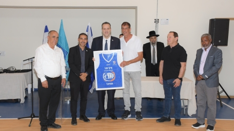 חנוכת אולם ספורט ניצנים (7).jpeg