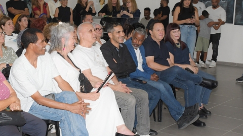 תערוכות-מסע בין תרבויות ומעיל של הרבה צבעים (37).jpeg